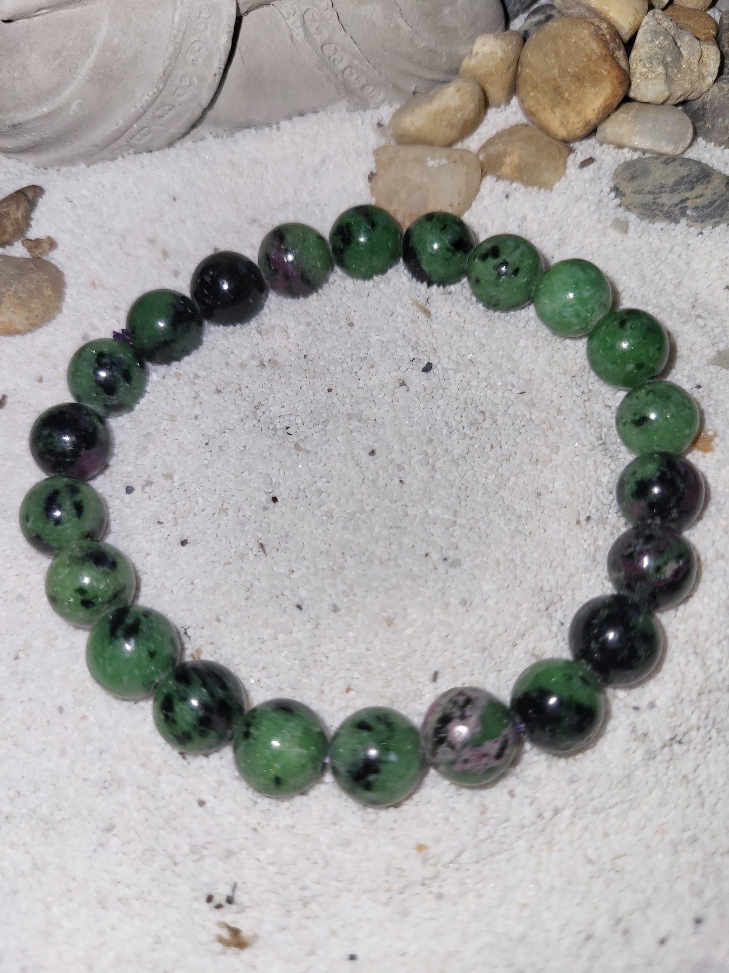 Bracelet boule en Rubis Zoisite 8mm